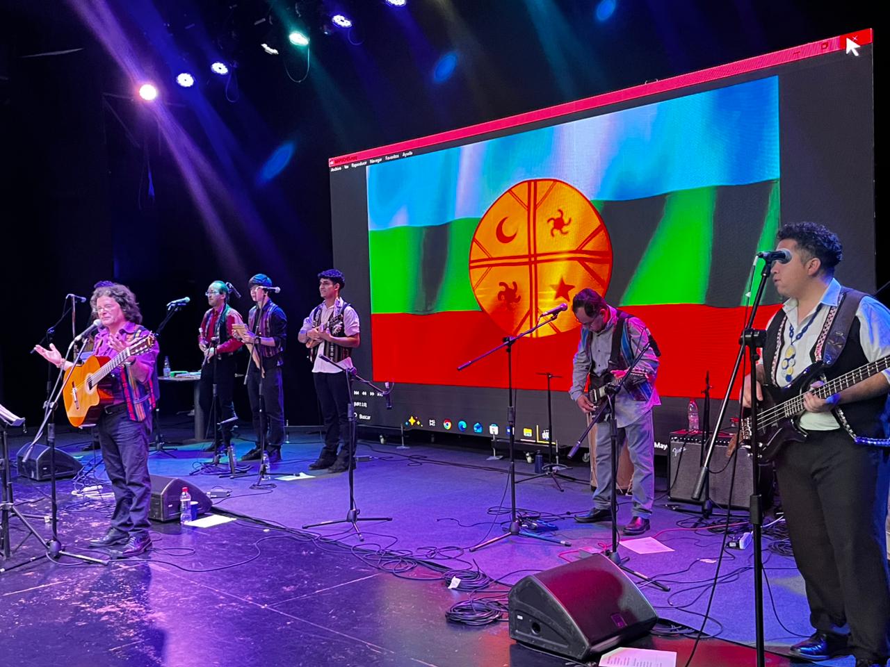 Grupo Nahuel celebra 28 años y repleto el Centro Cultural de Curanilahue